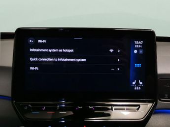 Volkswagen ID.3 Pro 58kWh Life (145 ps) - HEATED STEERING - COMFORT PACK - WIFI