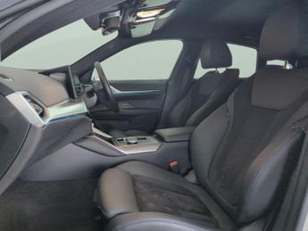 BMW i4 40 83.9kWh M Sport Gran Coupe eDrive (340 ps) - MODEL SPECIFIC D