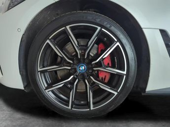 BMW i4 250kW eDrive40 M Sport 83.9kWh [Pro Pack] - MODEL SPECIFIC DESIG