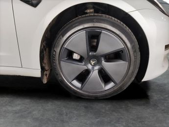 Tesla Model 3 Long Range RWD (282 ps) - KEYLESS ENTRY - SURROUND VIEW - PARK A
