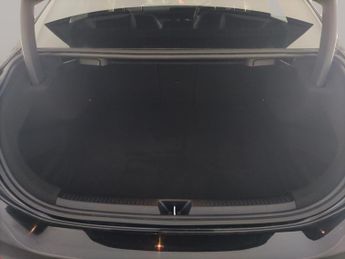 Mercedes-Benz A Class 2.0 A220d AMG Line (Executive) 8G-DCT (190 ps) - REVERSE CAM