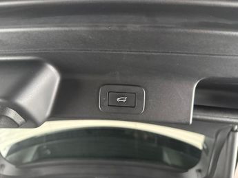 Jaguar F-PACE 2.0 D200 MHEV R-Dynamic S AWD (204 ps) - HEATED STEERING - LANE 