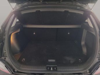Hyundai Kona 39kWh Premium (10.5kW Charger) (136 ps) - UPGRADED SOUND - LED