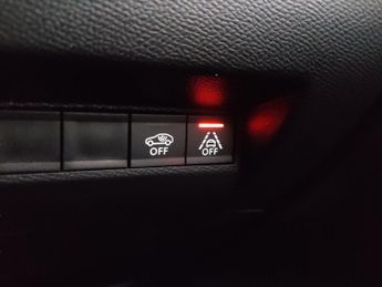 Peugeot E-2008 50kWh GT (7kW Charger) (136 ps) - LED - REVERSE CAM - NAV
