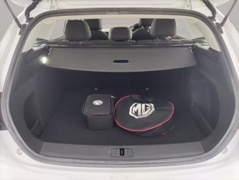 MG Mg5 61.1kWh SE Long Range (156 ps) - REVERSE CAM - NAV - LANE DEPART