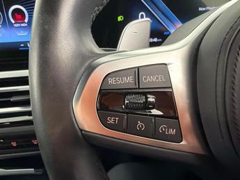 BMW 3 Series 2.0 330e 12kWh M Sport Plug-in (292 ps) - VISIBILITY PACK