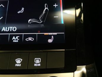 Audi e-tron 55 Technik Sportback quattro 95kWh (11kW Charger) (408 ps) - LED