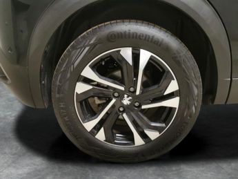 Peugeot E-2008 50kWh GT (7kW Charger) (136 ps) - REVERSE CAM - NAV - HEATED SEA