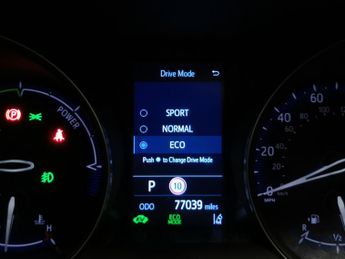 Toyota C-HR 1.8 VVT-h GPF Design CVT (122 ps) - LED - REVERSE CAM - NAV