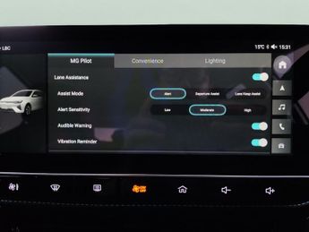 MG Mg5 61.1kWh SE Long Range (156 ps) - REVERSE CAM - NAV - LANE DEPART