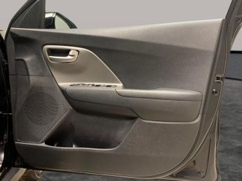 Kia Niro 64kWh 2 (201 bhp) - CRUISE - PADDLE SHIFT - 17IN ALLOYS