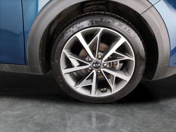 Kia Niro 1.6 GDi 3 DCT (139 bhp) - HEATED STEERING - LANE DEPARTURE 