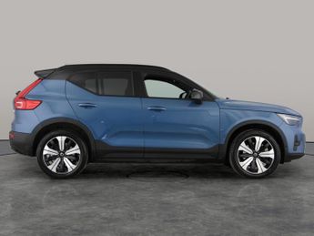 Volvo XC40 Recharge 69kWh Plus (231 ps) - KEYLESS ENTRY - PARK ASSIST - LED