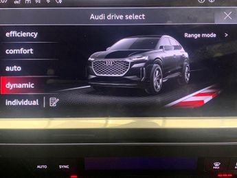 Audi Q4 E-tron 40 S line Sportback 82kWh (204 ps) - LANE DEPARTURE  - BLUETOOTH