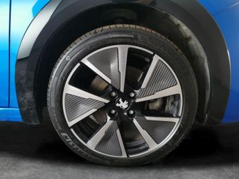 Peugeot E-208 50kWh GT (7kW Charger) (136 ps) - BLIND SPOT ASSIST - LANE DEPAR