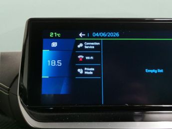 Peugeot E-2008 50kWh GT (7kW Charger) (136 ps) - REVERSE CAM - NAV - HEATED SEA