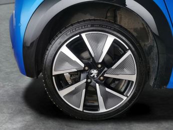 Peugeot E-208 50kWh GT (7kW Charger) (136 ps) - BLIND SPOT ASSIST - LANE DEPAR