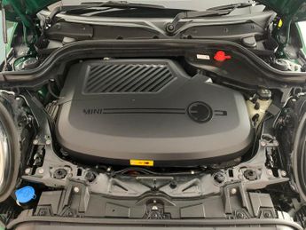 Mini Electric Hatch Cooper SE 32.6kWh Level 3 (184 ps) - 17IN ALLOYS - PAN ROOF - HU