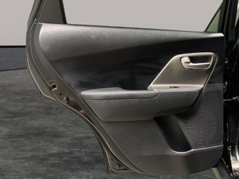 Kia Niro 64kWh 2 (201 bhp) - CRUISE - PADDLE SHIFT - 17IN ALLOYS