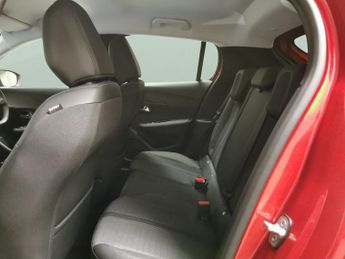 Peugeot 208 1.2 PureTech Allure Premium + EAT (130 ps) - NAV - BLUETOOTH - C