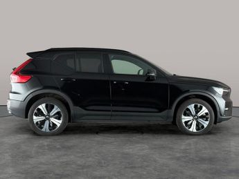 Volvo XC40 Recharge 69kWh Plus (231 ps) - KEYLESS ENTRY - PARK ASSIST - LED