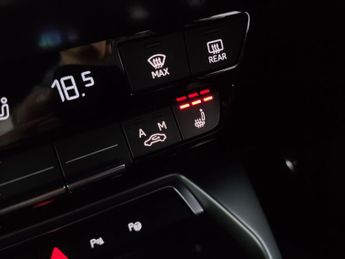 Audi A3 1.4 TFSIe 40 S line Sportback Plug-in S Tronic 13kWh (204 ps) - 
