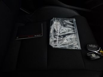 MG Mg4 64kWh Trophy Long Range (203 ps) - 360 CAM - KEYLESS - ADAPTIVE 