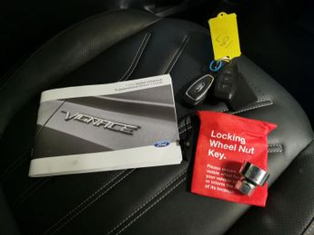 Ford Kuga 2.5 Duratec 14.4kWh Vignale Plug-in CVT (225 ps) - KEYLESS ENTRY