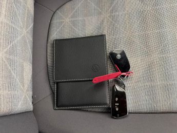 Volkswagen ID.3 Pure Performance 45kWh Life (150 ps) - BLUETOOTH - PARK SENSORS 