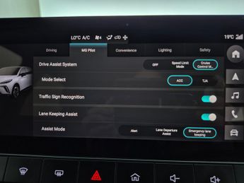 MG Mg4 64kWh Trophy Long Range (203 ps) - 360 CAM - KEYLESS - ADAPTIVE 