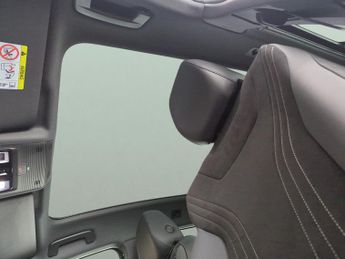 Volkswagen ID.4 Pure Performance 52kWh Style Edition (170 ps) - ACTIVE LANE ASSI