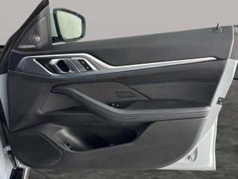 BMW i4 40 83.9kWh M Sport Gran Coupe eDrive (340 ps) - SUN PROTECTION G