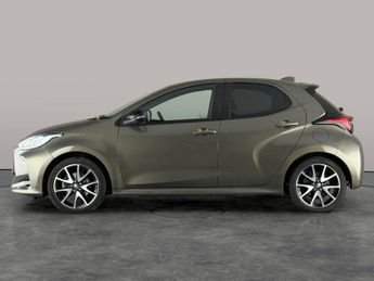Toyota Yaris 1.5 VVT-h Dynamic E-CVT (116 ps) [City Pack] - APPLE CARPLAY - R