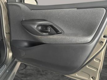 Toyota Yaris 1.5 VVT-h Dynamic E-CVT (116 ps) [City Pack] - APPLE CARPLAY - R