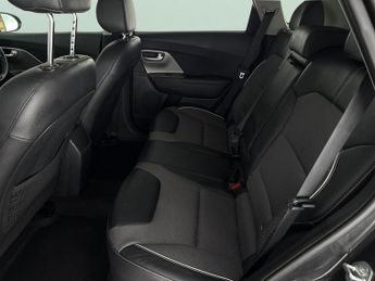 Kia Niro 64kWh 2 (201 bhp) - LANE DEPARTURE  - WIFI - BLUETOOTH