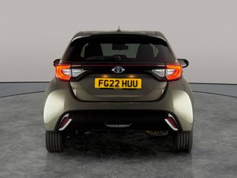 Toyota Yaris 1.5 VVT-h Dynamic E-CVT (116 ps) [City Pack] - APPLE CARPLAY - R