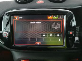 Smart Fortwo 17.6kWh Prime Exclusive Coupe (22kW Charger) (82 ps) - BLUETOOTH