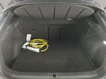 Cupra Formentor 1.4 eHybrid 12.8kWh V2 Plug-in DSG (204 ps) - KEYLESS ENTRY - PA