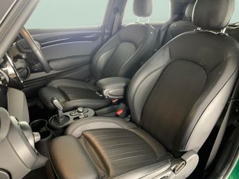 Mini Electric Hatch Cooper SE 32.6kWh Level 3 (184 ps) - 17IN ALLOYS - PAN ROOF - HU