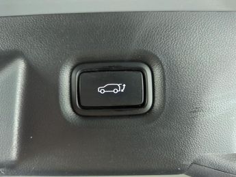Hyundai Ioniq 5 77kWh Ultimate (228 ps) - BOSE - ACTIVE LANE ASSIST - SURROUND V
