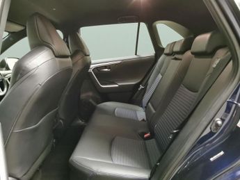 Toyota RAV4 2.5 VVT-h GPF Dynamic CVT (218 ps) - LED - REVERSE CAM - NAV