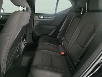 Volvo XC40 Recharge 69kWh Core (231 ps) - PARK ASSIST - LED - NAV