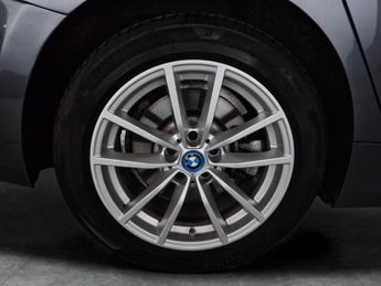 BMW 3 Series 2.0 330e 12kWh SE Pro Plug-in (292 ps) - PARK ASSIST - REVERSE C