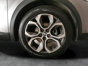 Renault Captur 1.6 E-TECH techno (145 ps) - LANE DEPARTURE  - 18IN ALLOYS - BLU
