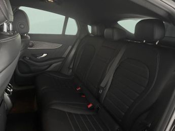 Mercedes-Benz GLC 2.0 GLC300de 13.5kWh AMG Line (Premium) Coupe Plug-in G-Tronic+ 