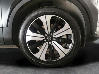 Volvo XC40 Recharge 69kWh Core (231 ps) - PARK ASSIST - LED - NAV