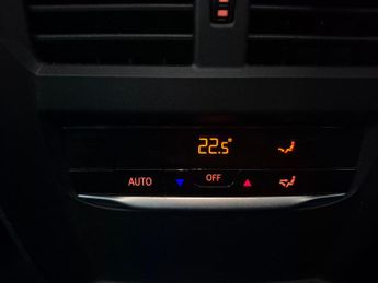 BMW 3 Series 2.0 330e 12kWh SE Pro Plug-in (292 ps) - PARK ASSIST - REVERSE C