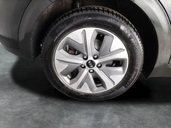 Kia Niro 64kWh 4+ (201 bhp) - HEAT AND COOL SEATS - LED - REVERSE CAM
