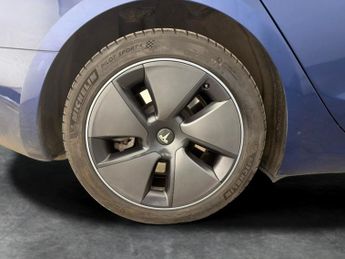 Tesla Model 3 (Dual Motor) Long Range 4WDE (346 ps) - PARK ASSIST - LED - REVE