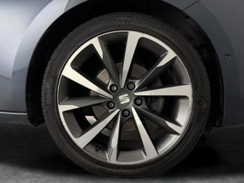 Seat Leon 1.5 eTSI MHEV FR Sport DSG (150 ps) - HEATED SEATS - NAV - HEATE